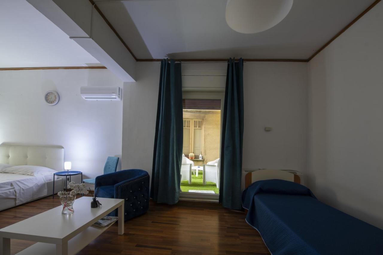 Doctor House Standard, Suites & Luxury Rooms Ена Екстериор снимка