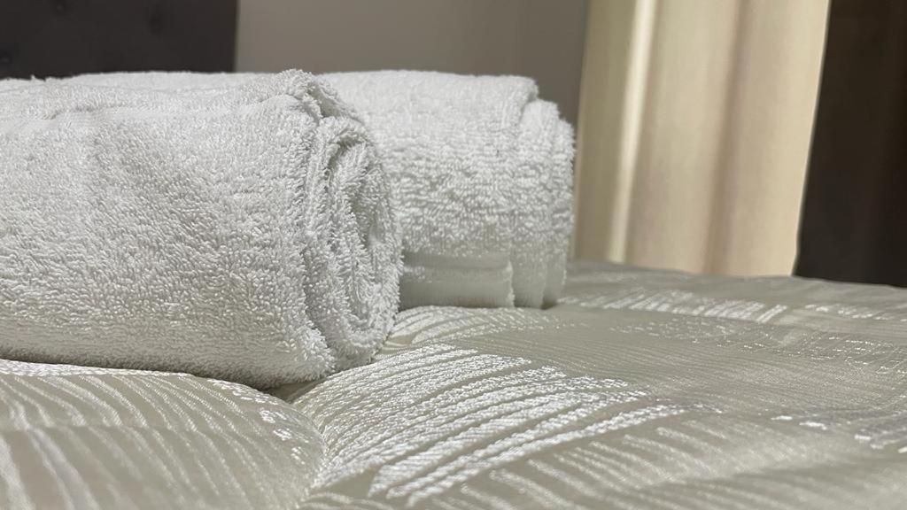 Doctor House Standard, Suites & Luxury Rooms Ена Екстериор снимка