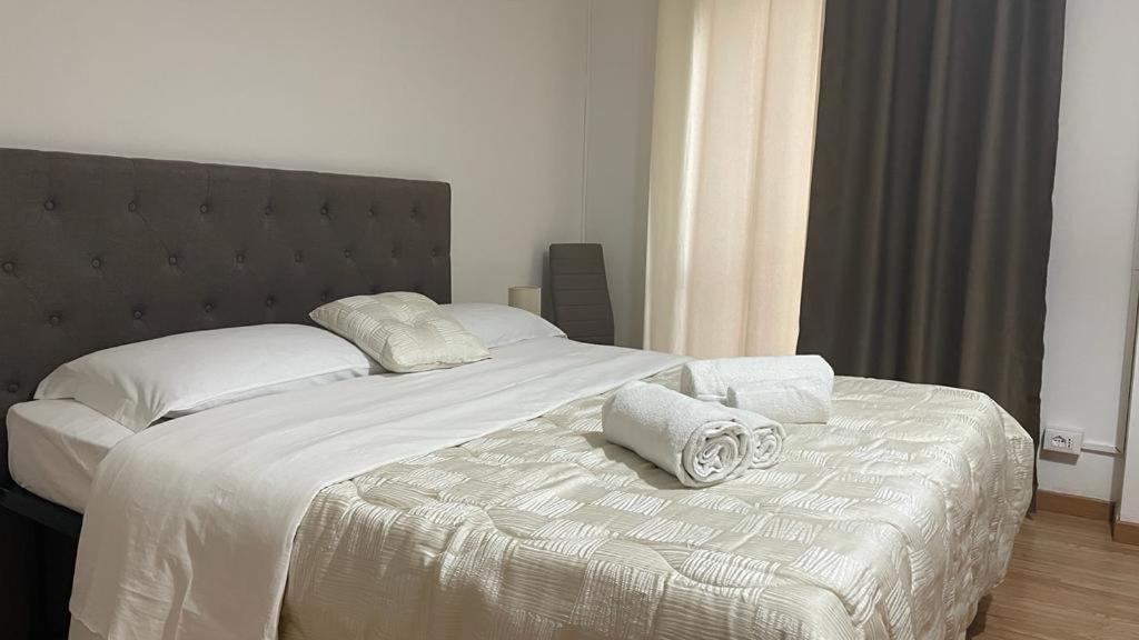 Doctor House Standard, Suites & Luxury Rooms Ена Екстериор снимка