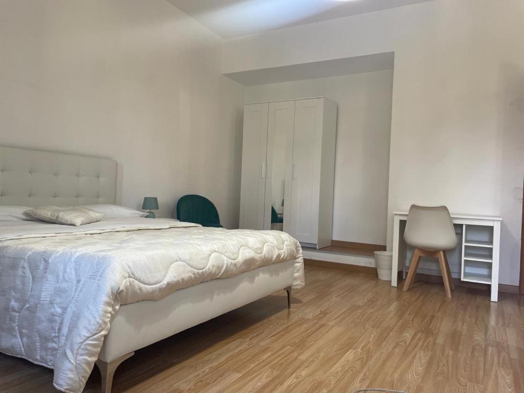 Doctor House Standard, Suites & Luxury Rooms Ена Екстериор снимка