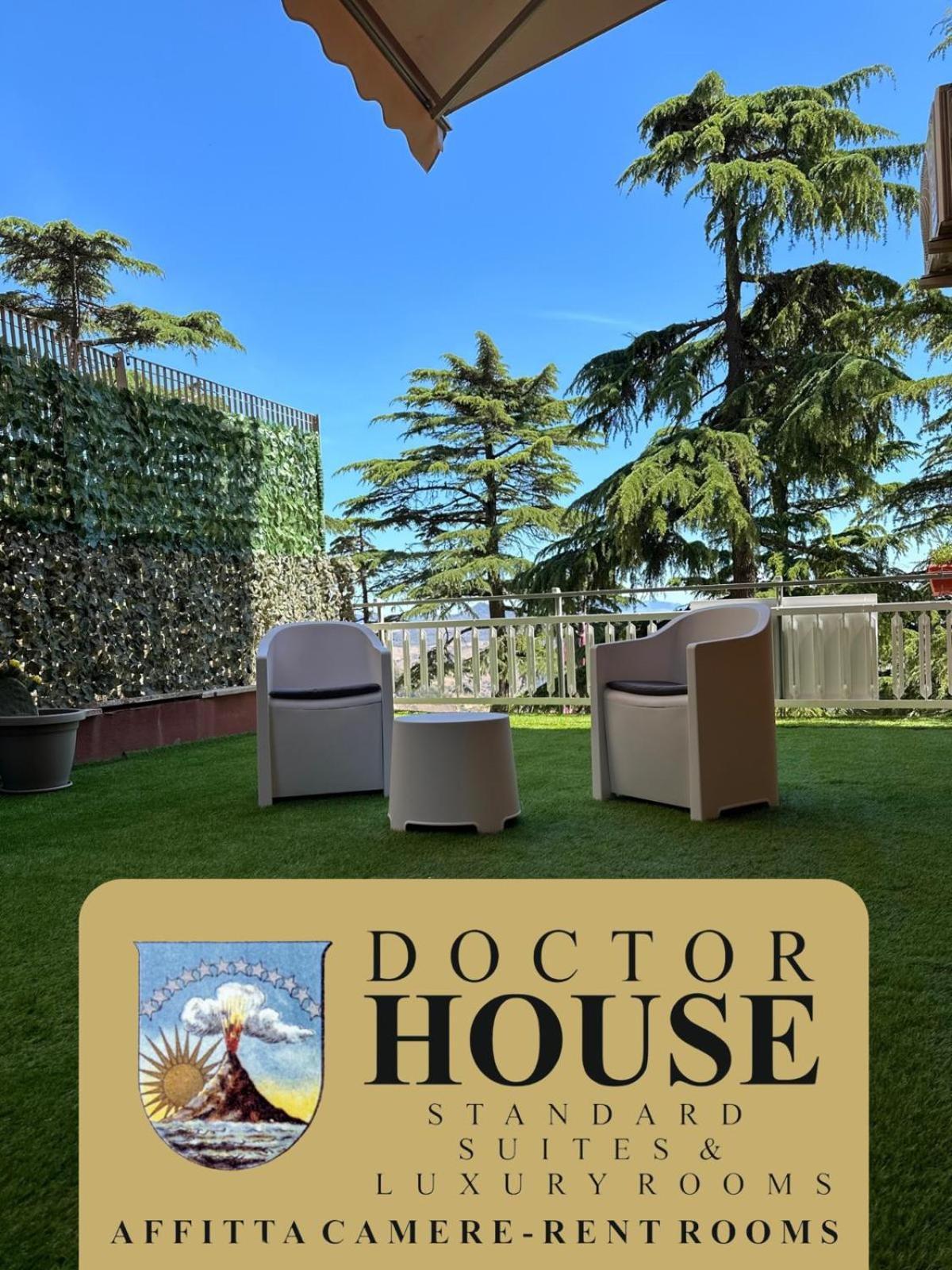 Doctor House Standard, Suites & Luxury Rooms Ена Екстериор снимка