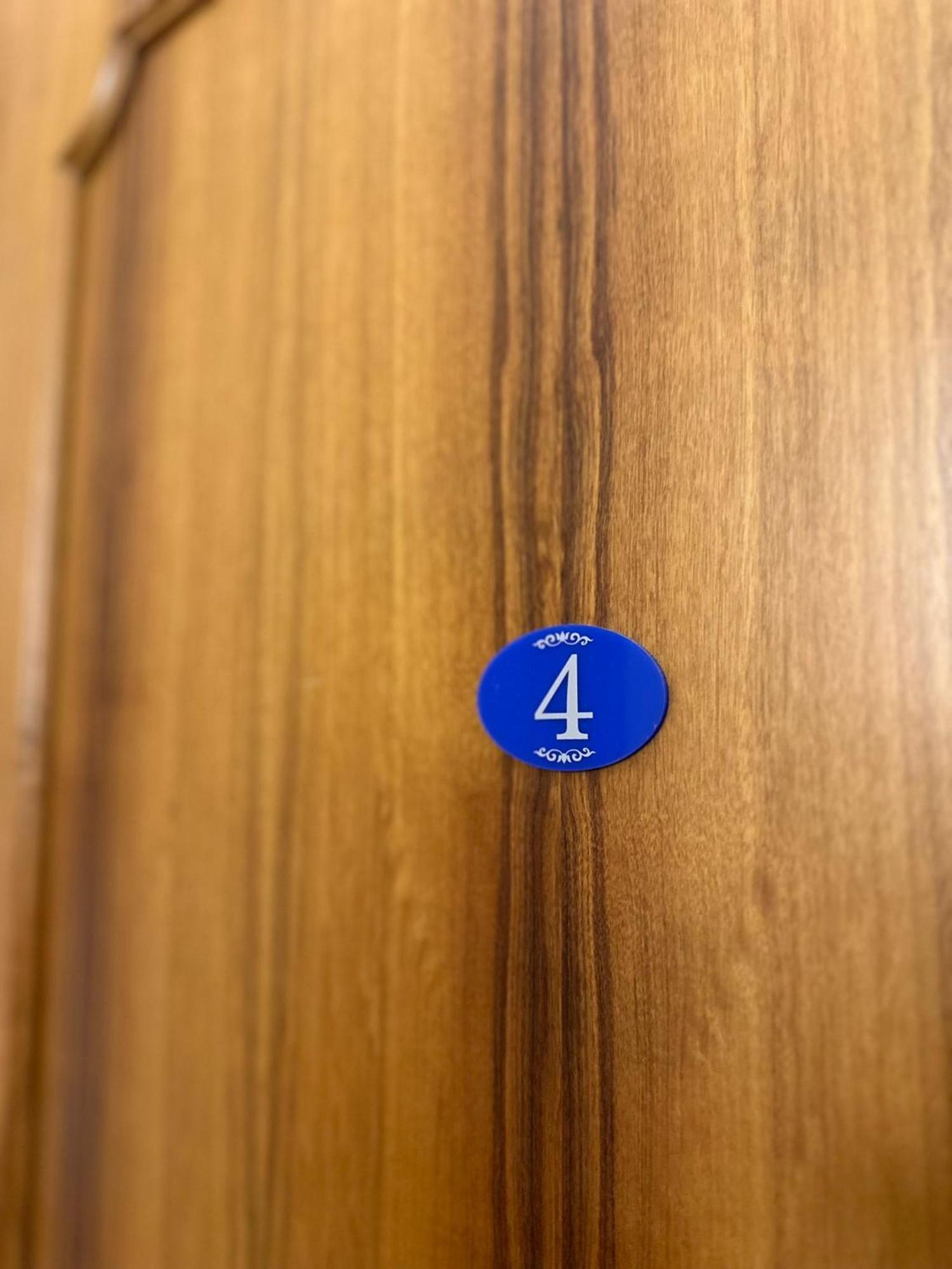 Doctor House Standard, Suites & Luxury Rooms Ена Екстериор снимка